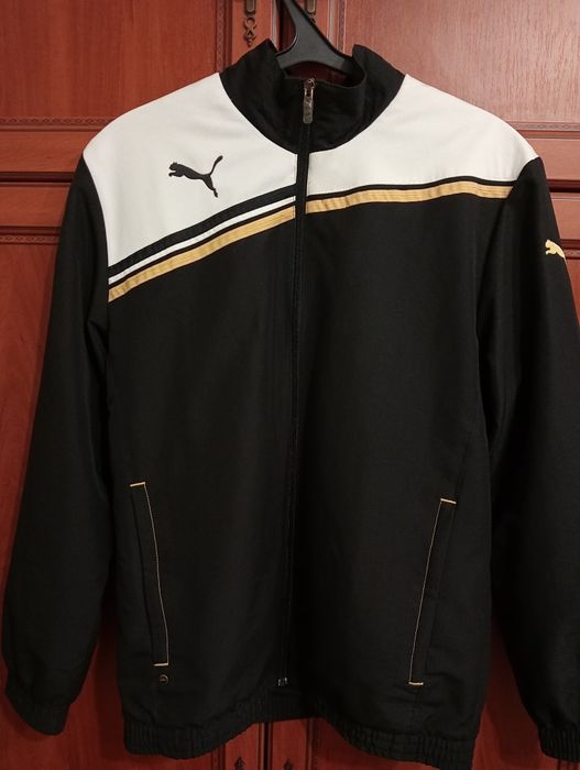 Продам кофту Пума