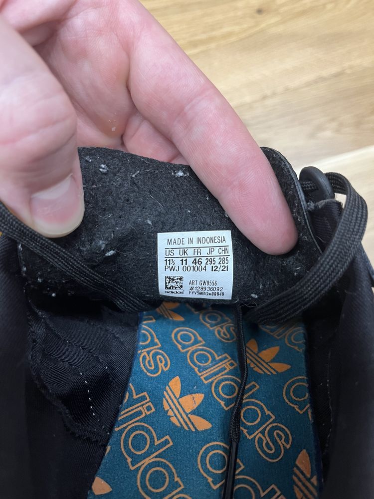 Кросівки Adidas EU 46 / US 11.5 / 29.5 см