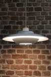 Biała Duńska lampa wisząca Aaen vintage space age