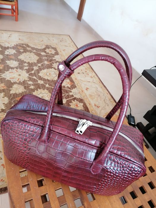 Mala de mão Mango, de pele, bordeaux, em ótimo estado, pouco uso