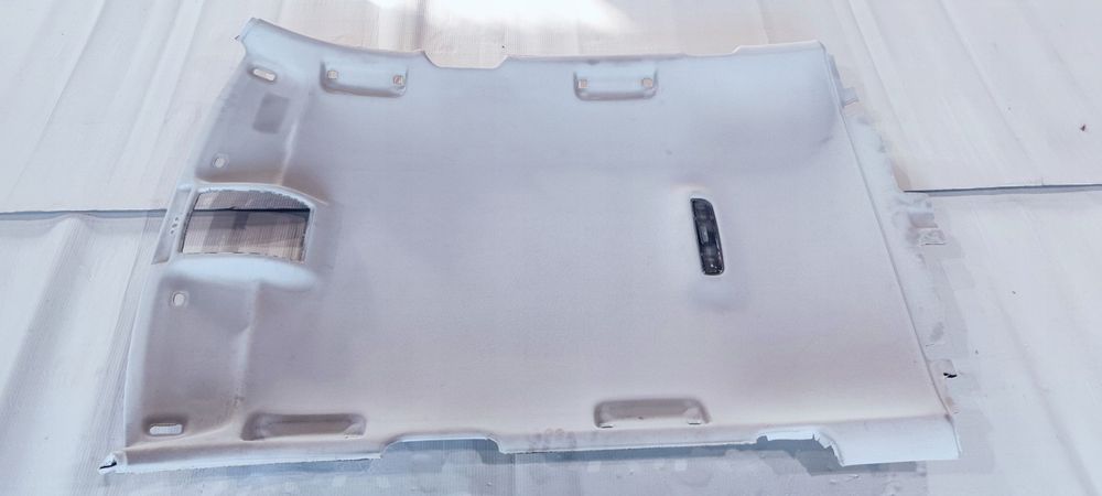 PODSUFITKA AUDI A3 8P 5D 8P4867505 4L7 SILBER