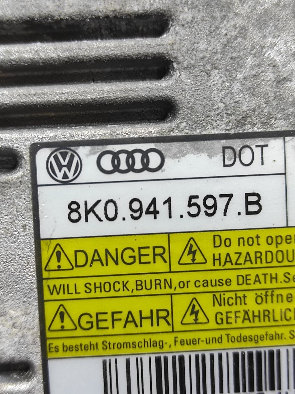 Блок розжига ксенону 
Audi A3 / S3  20