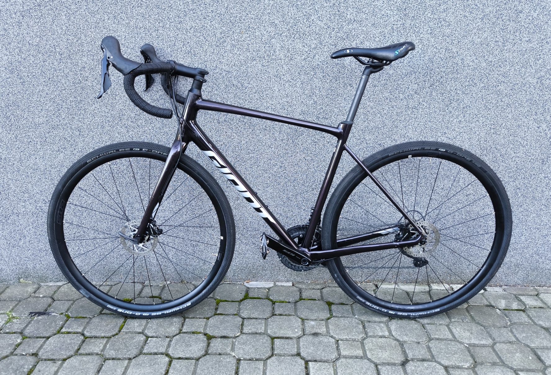 Giant Contend AR1 M/L