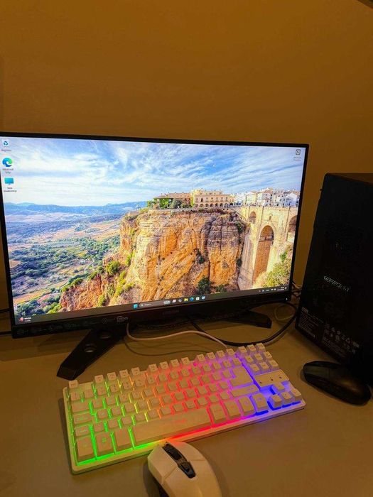 Потужний і доглянутий ПК + Монітор LEGION + Клавіатура + Мишка