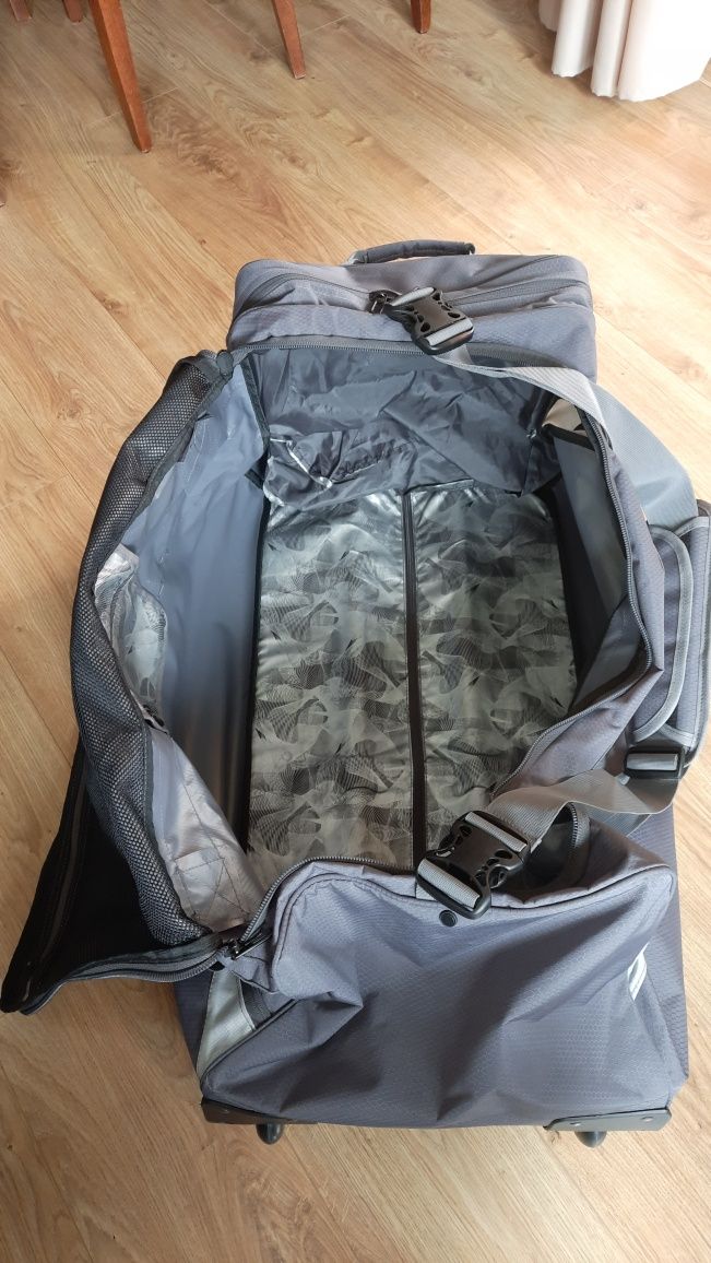 Walizka torba 4f 80×40×40 duża na kółkach