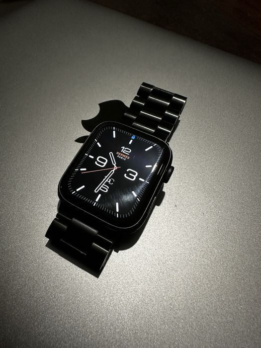 Apple Watch Series 5 Space Gray GPS + LTE