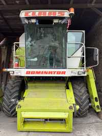 Claas Dominator Mega 208