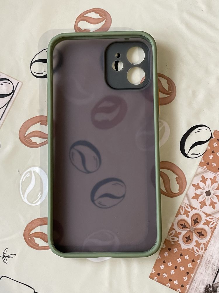 Чохол на iPhone