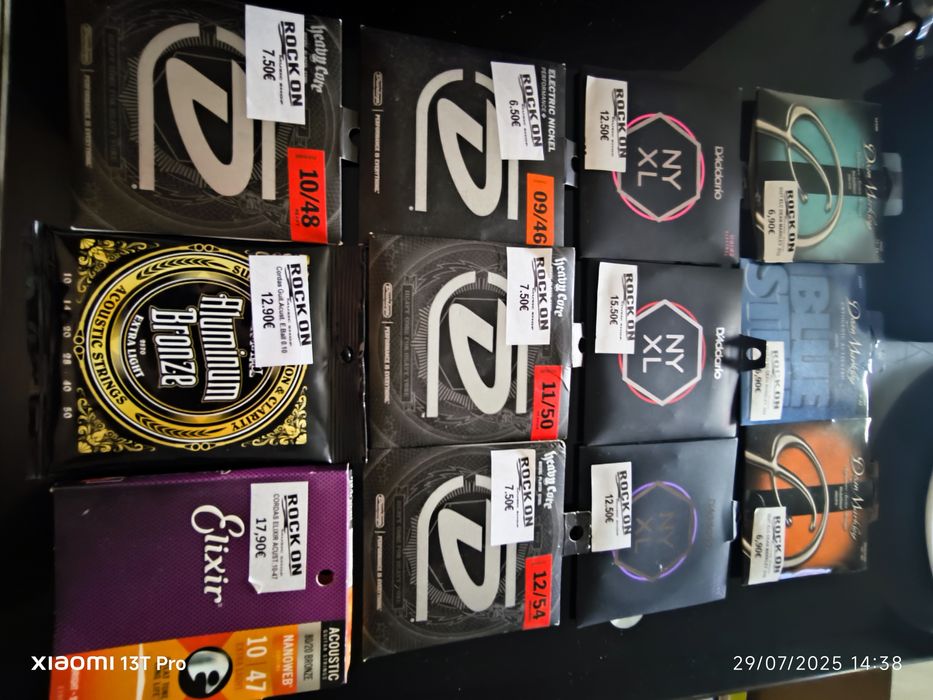 Vendo instrumentos musicais