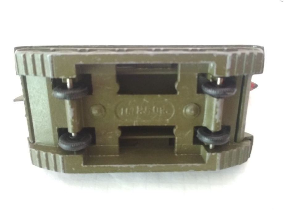 Военная техника.Ракетная установка.