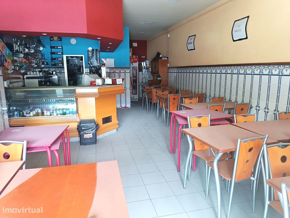 Loja e Escritório em Coimbra (Eiras)