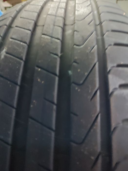 Pirelli Scorpion - 255  40 R21