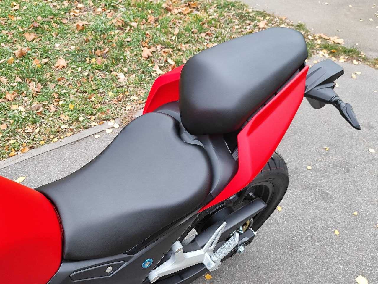 Мотоцикл RIDER Dukati V4 400