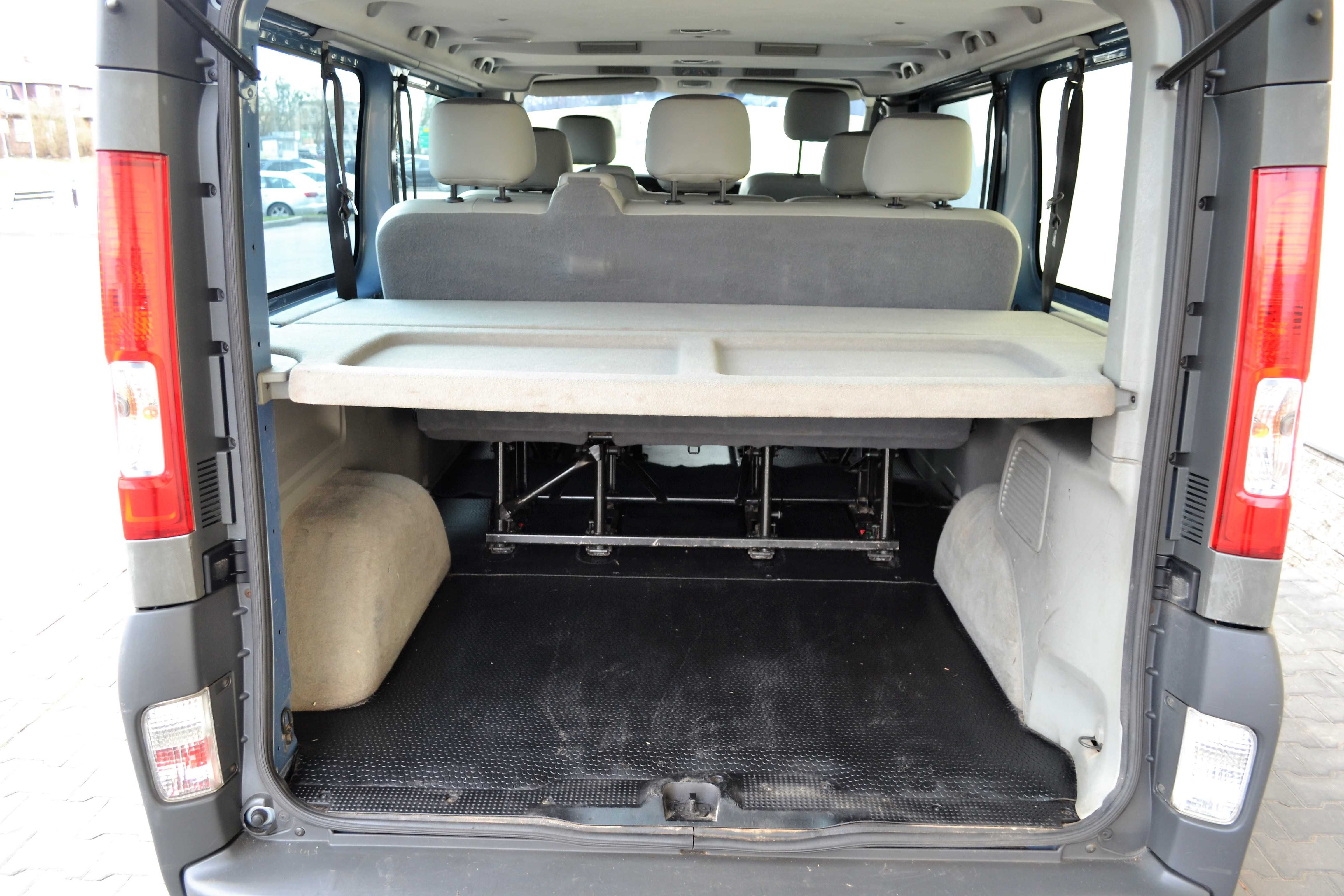 Opel Vivaro 2.0CDTi 115KM**9-osobowy**Klimatyzacja**Zadbany