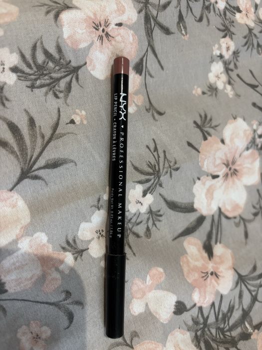 Konturowka nyx nude pink spl858