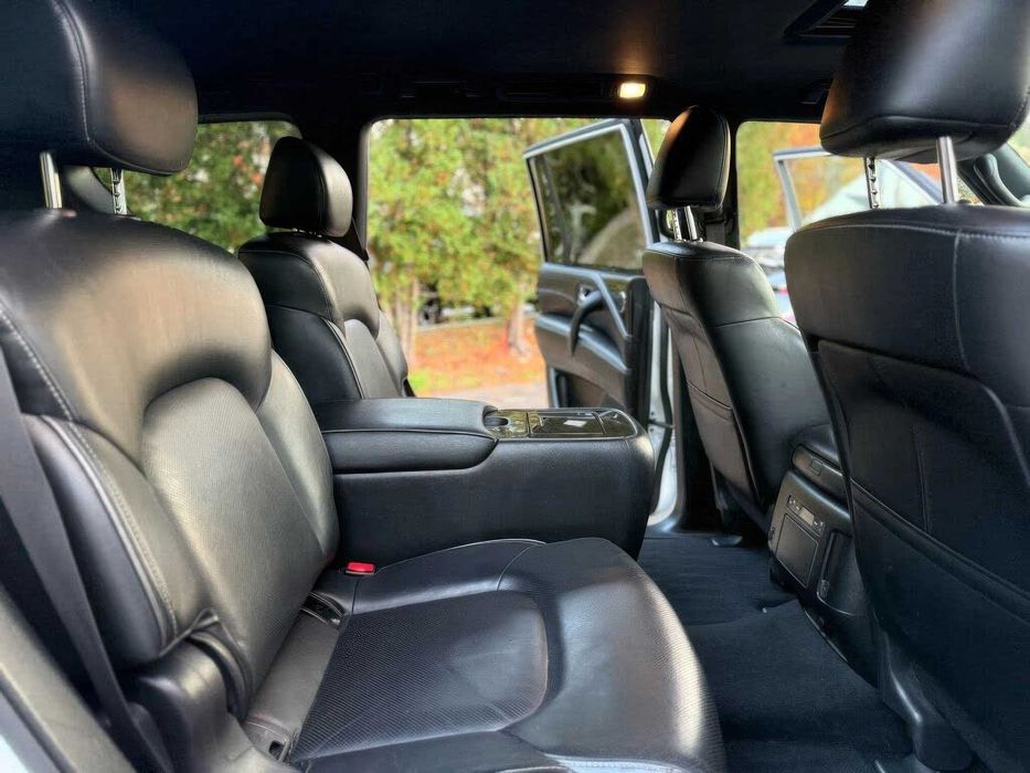 INFINITI QX80 Luxe      2020