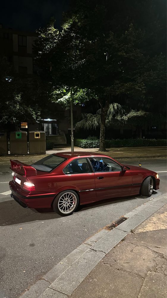 BMW E36 318is