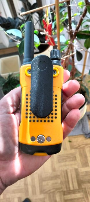 Krótkofalówka motorola T82 zasieg 10 km