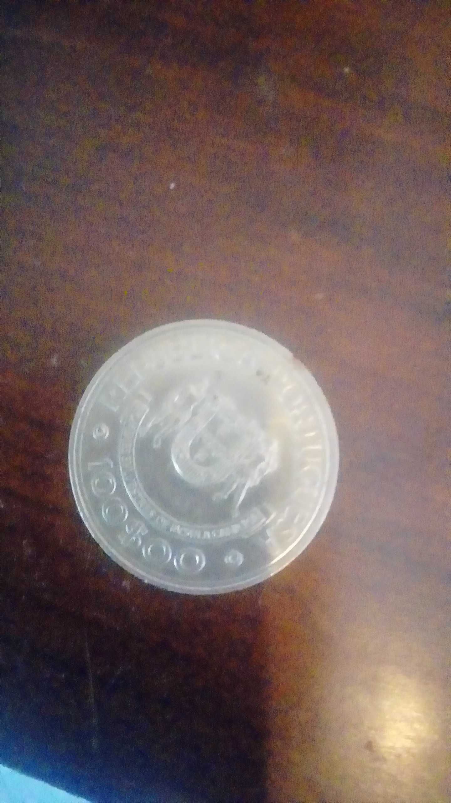 Moeda de 100 escudos em prata