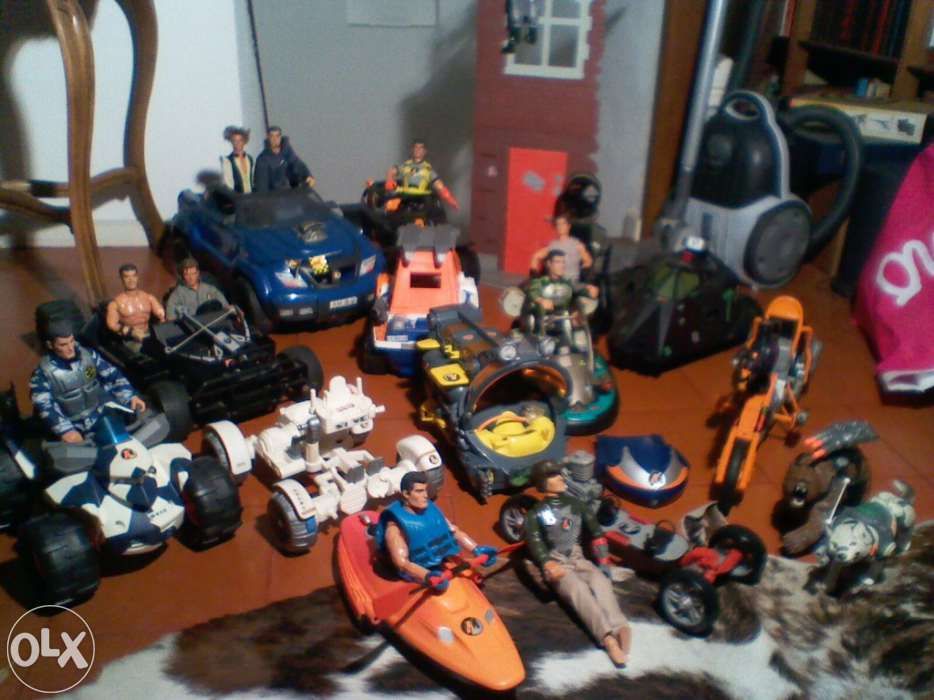 Coleção Barbie e Action Men/Ken (carros, acessórios, etc.)