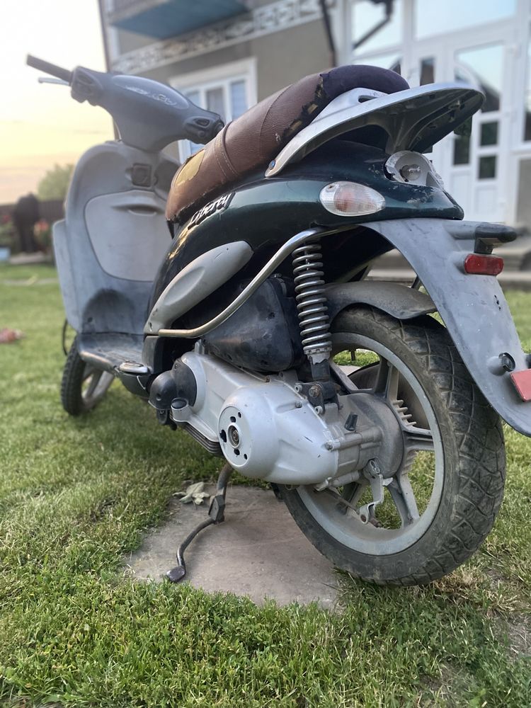 Мопед piaggio liberti 150