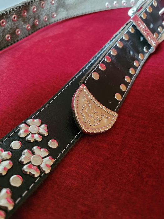 Unikatowy skórzany czarny pasek damski Vintage rozm. M