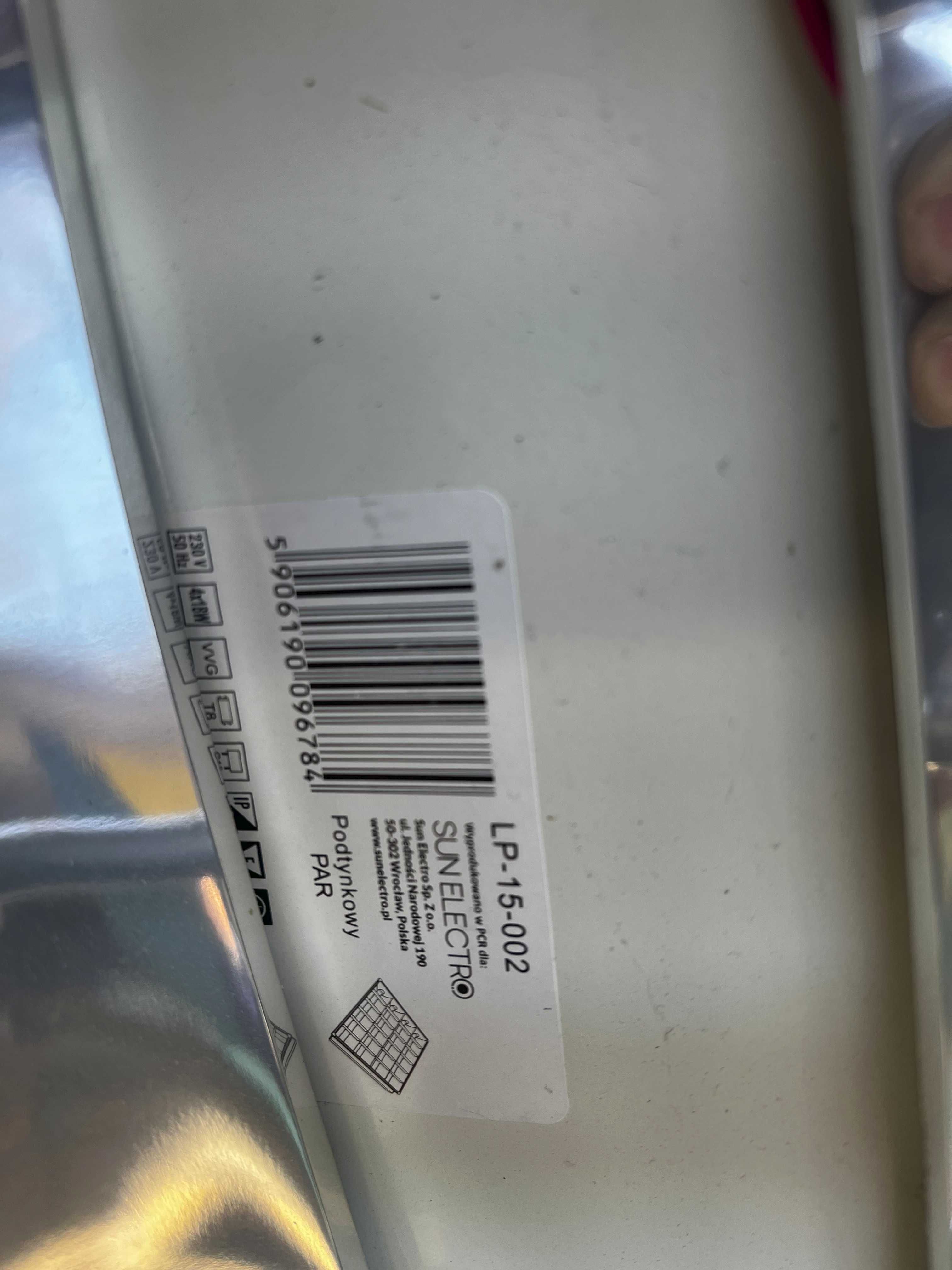 Oprawa Podtynkowa 4X18W T8 230V