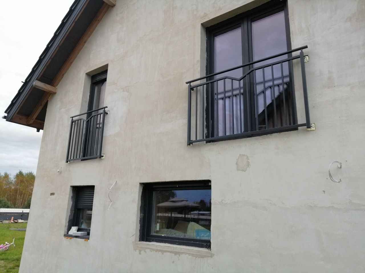 Balkon francuski barierka na okno rzygownik