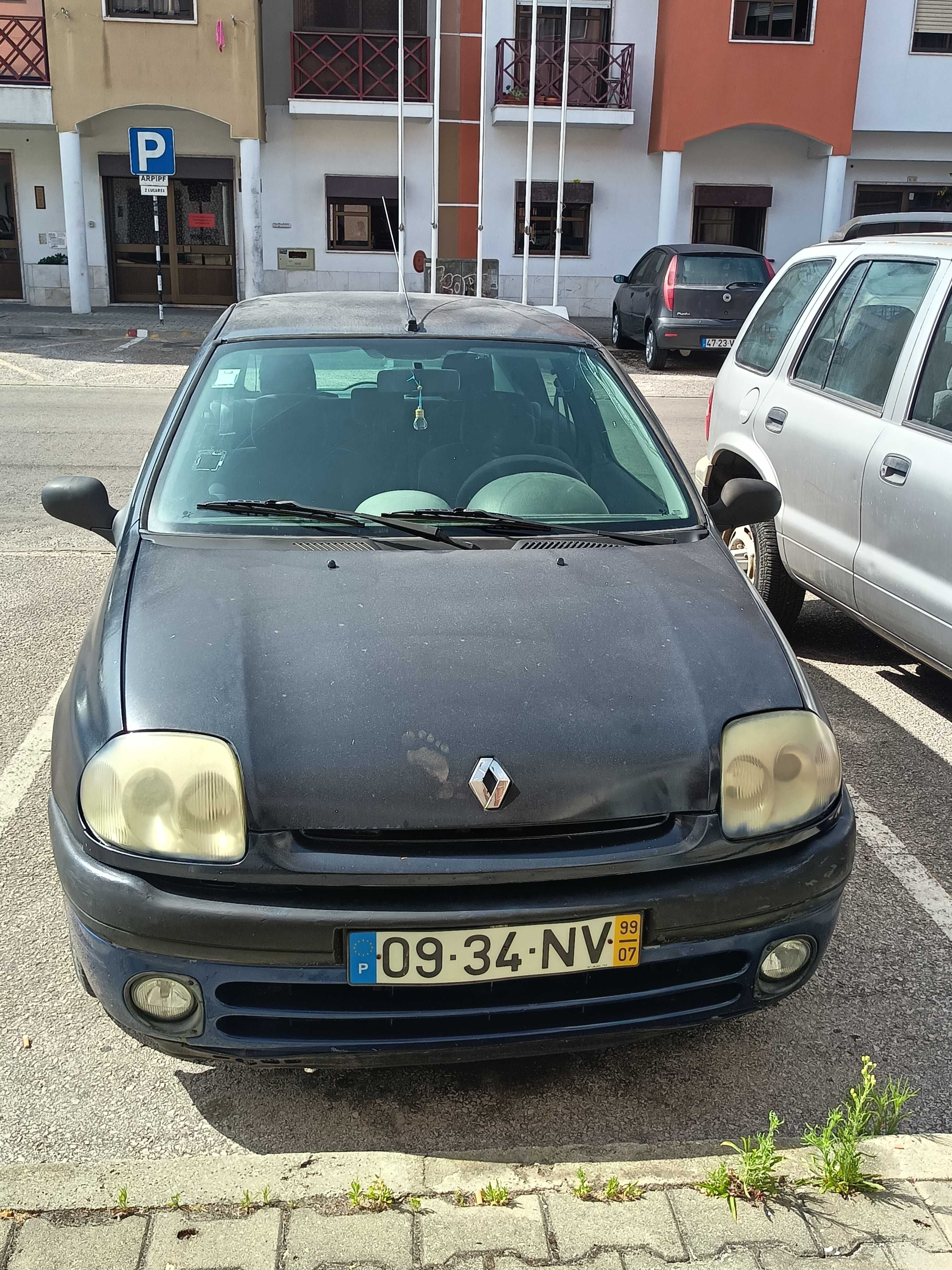 Renault Clio 1.3 gasolina