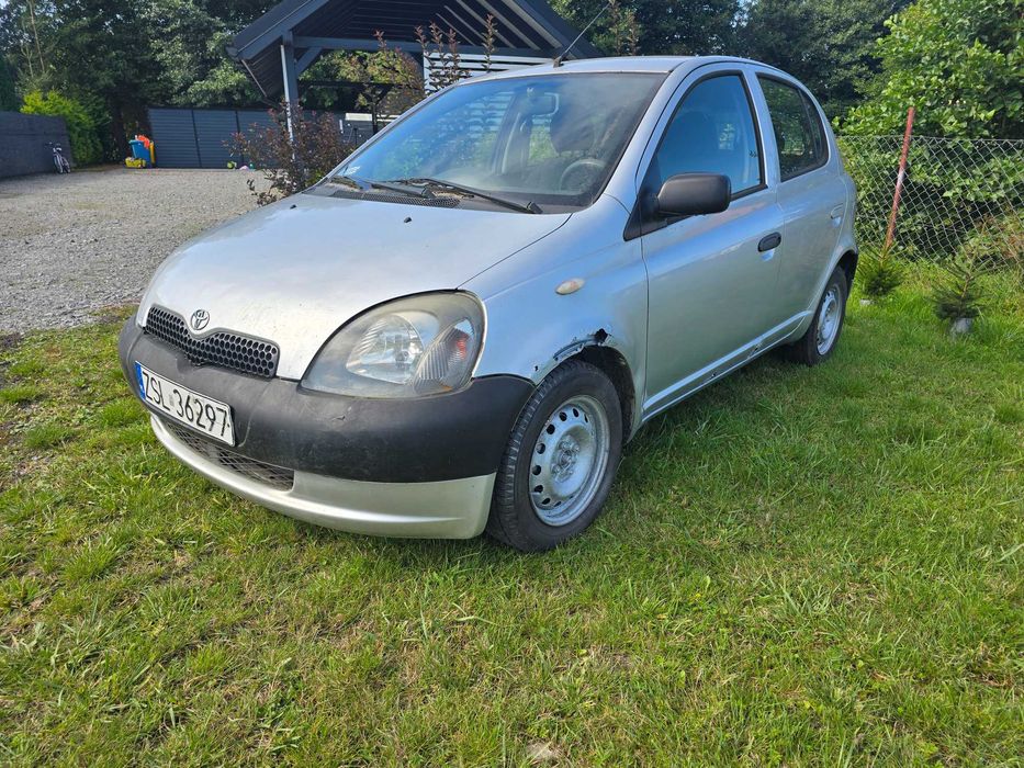 Toyota YARIS--1.0 BENZYNA--2001 Rok--5 Drzwi--EXPORT--