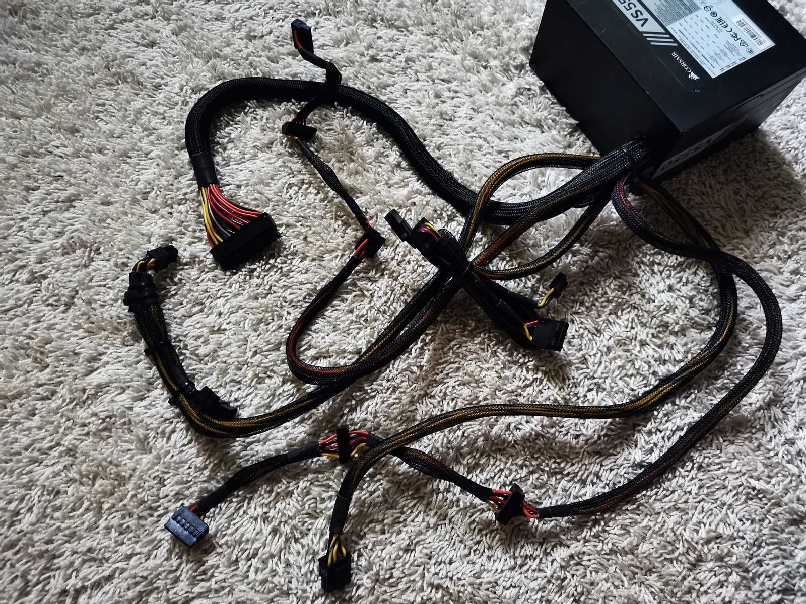 ZasiLacz 550w - CoRsaiR