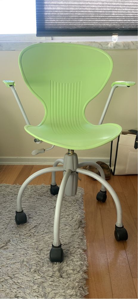 Cadeira verde adolescente