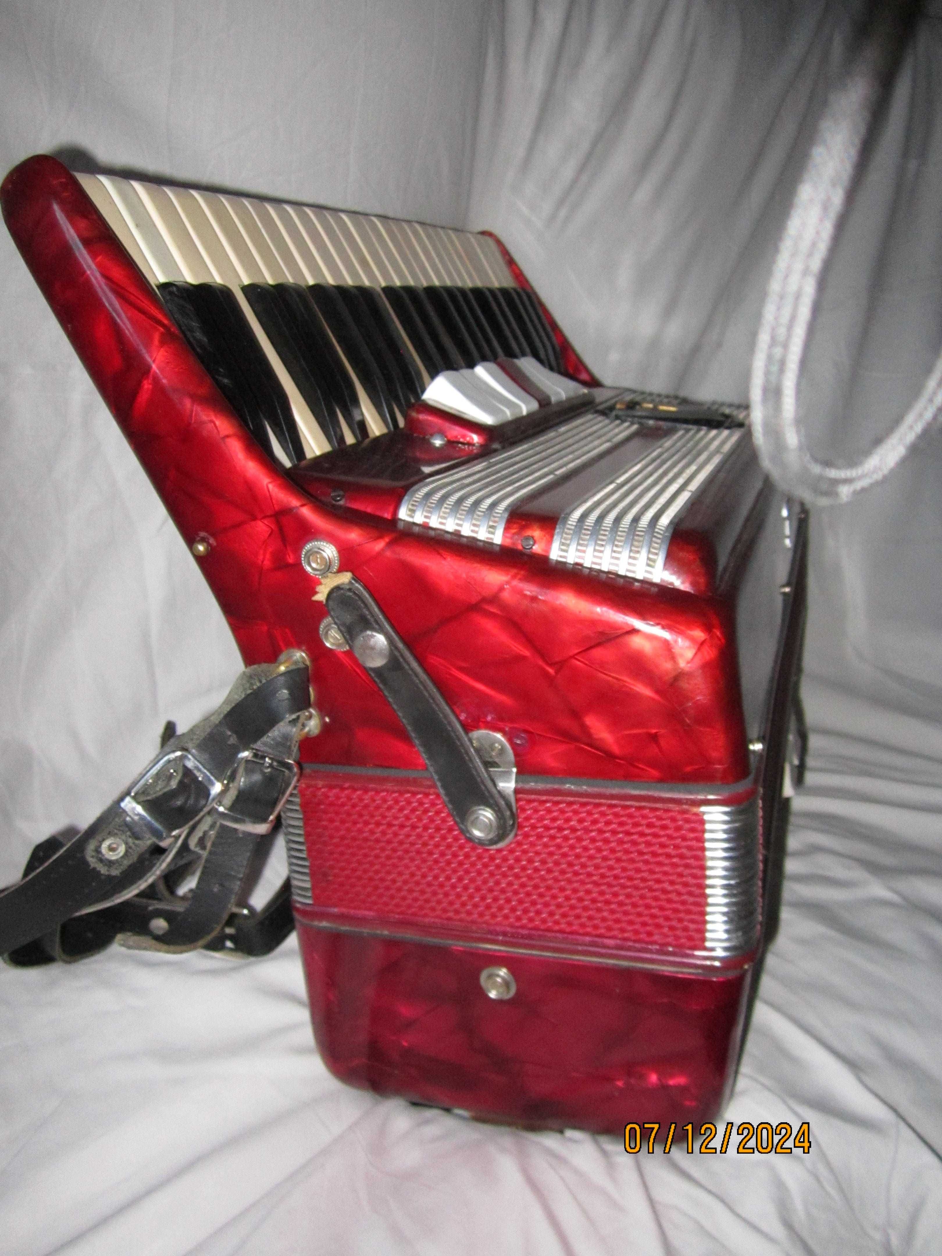 Akordeon Frontalini 120/4 (MMML),Video,,
