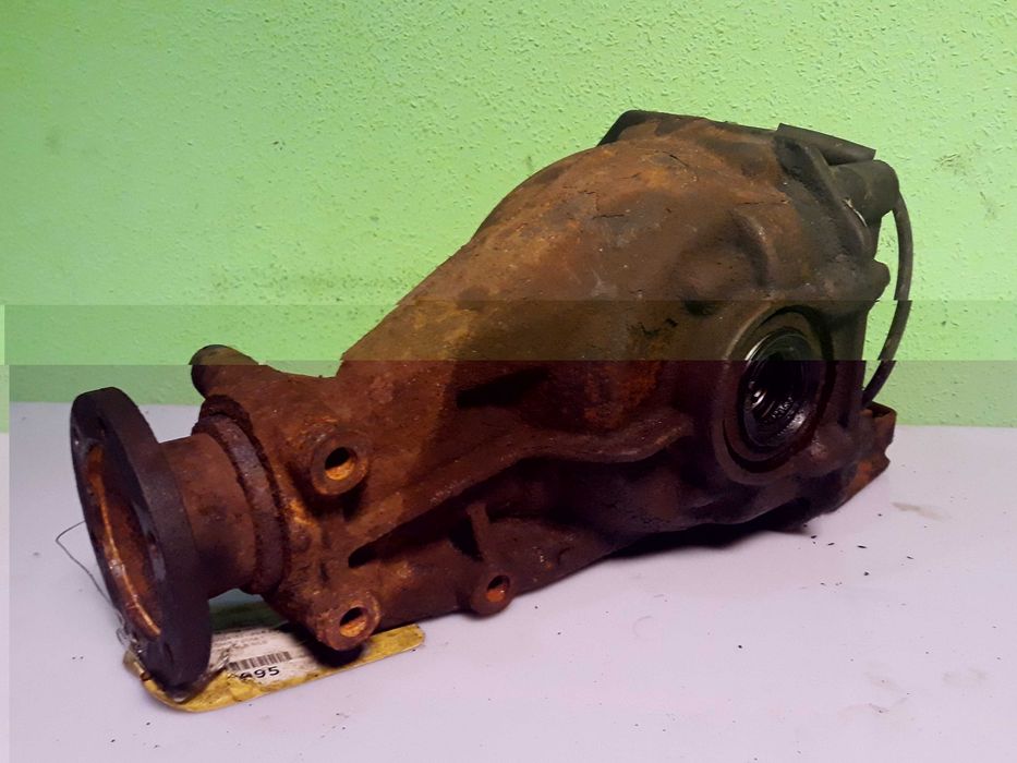 Dyferencjał Dyfer Tył MITSUBISHI OUTLANDER 2.0 16V 2003r