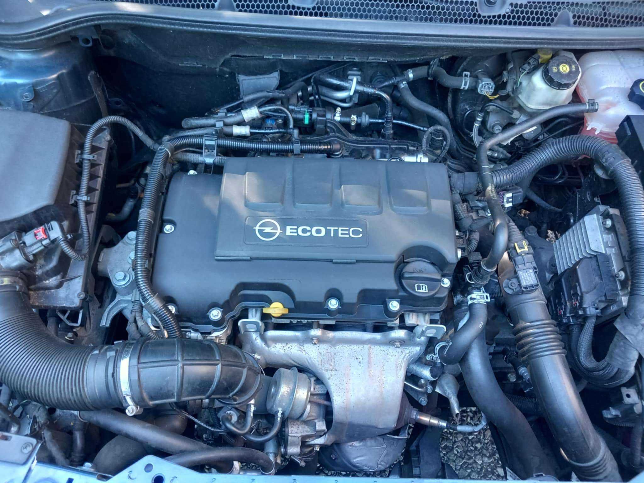 Opel astra-j 2012r stan bardzo dobry