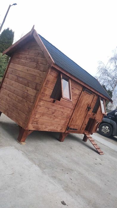Kurnik 3.3x1.4 na nóżkach , linoleum, bardzo duży!