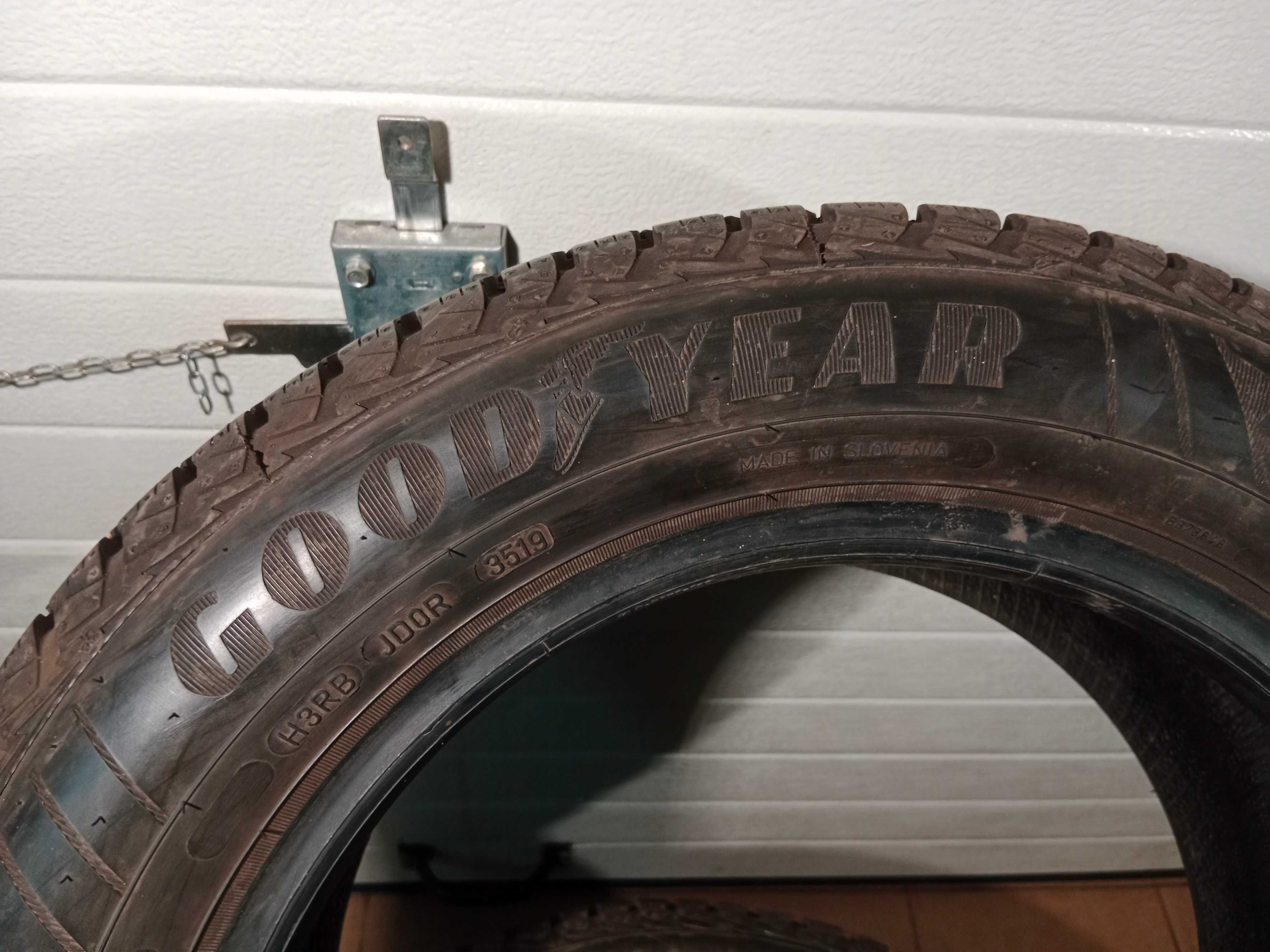 Opony używane 195/60R15 Goodyear Vector 4Seasons Gen-2 2szt.