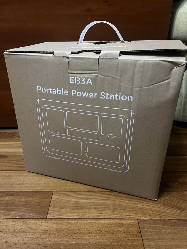 Продам зарядную станцию Bluetti EB3A