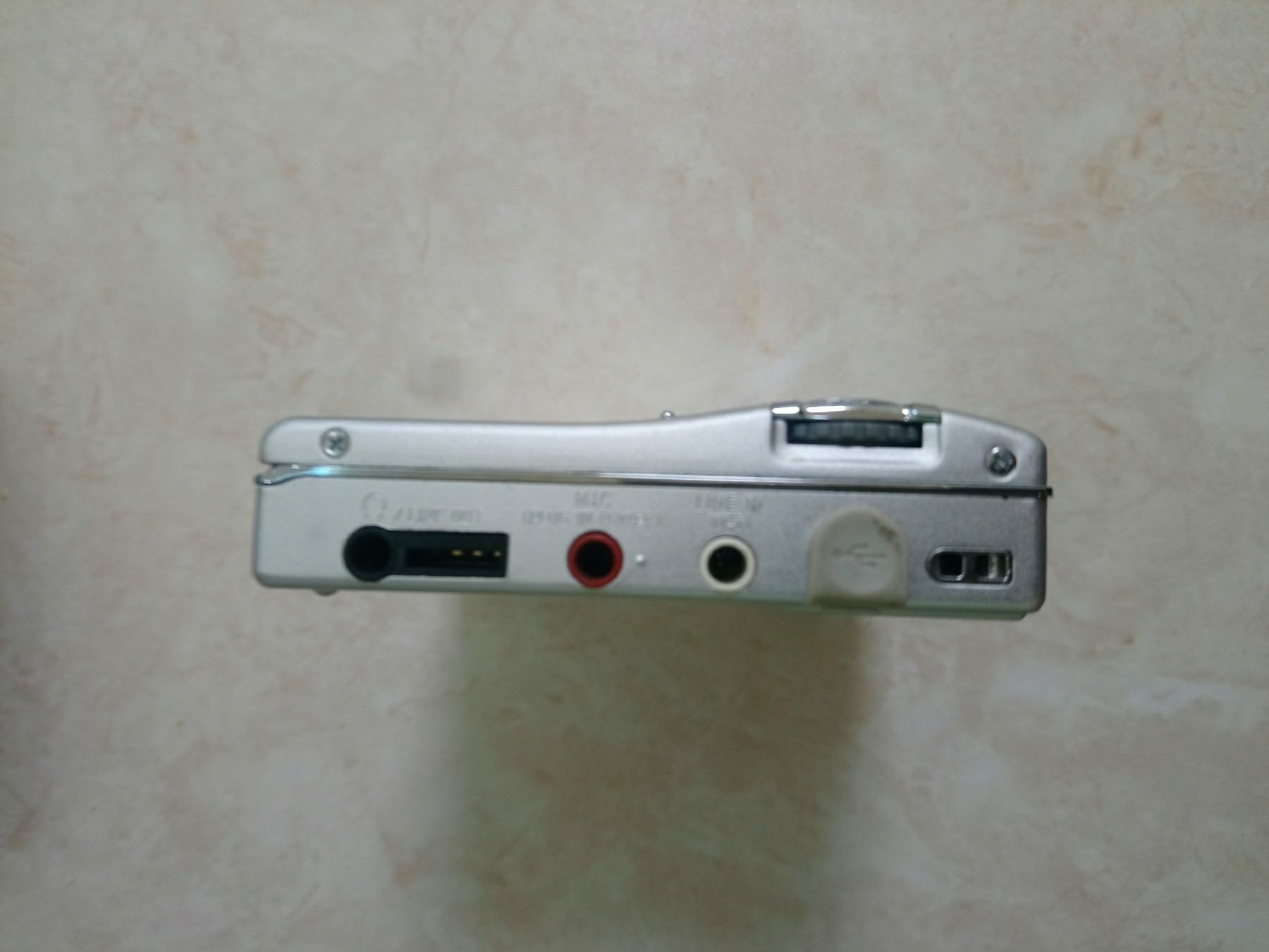 Продам мини-дисковый Рекордер SONY MZ-N910. Почти-новый.