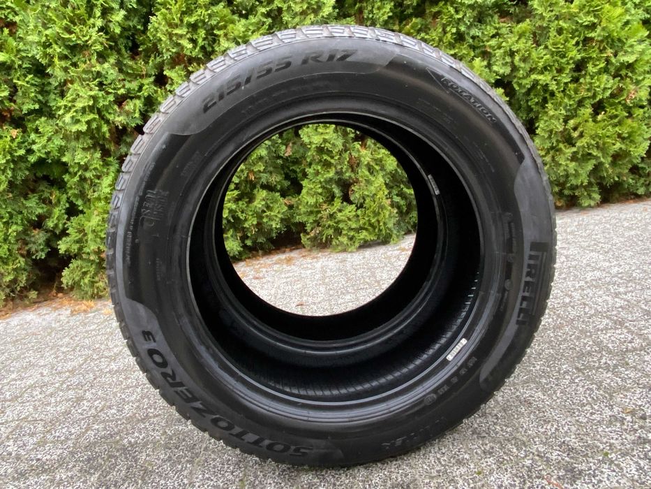 2x opona PIRELLI SOTTOZERO 3  215/55/17  zima
