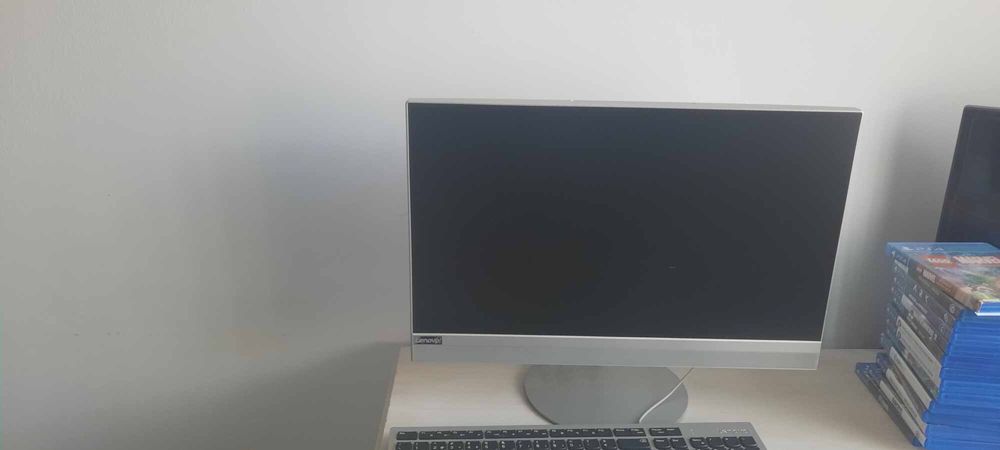 Computador lenovo com rato incluido