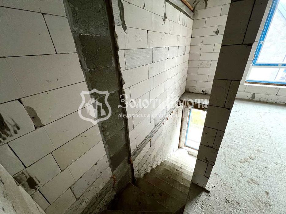 Таунхаус, 3пов. Без ремонту. Крюківщина, Бучанський район