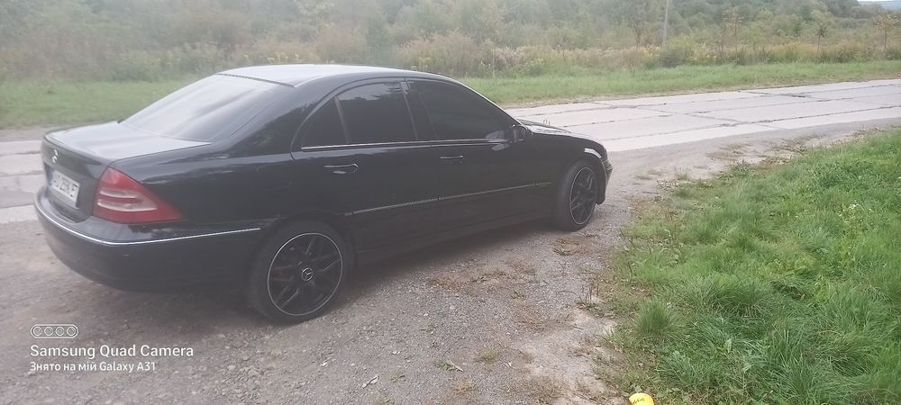 Mersedes benz w203