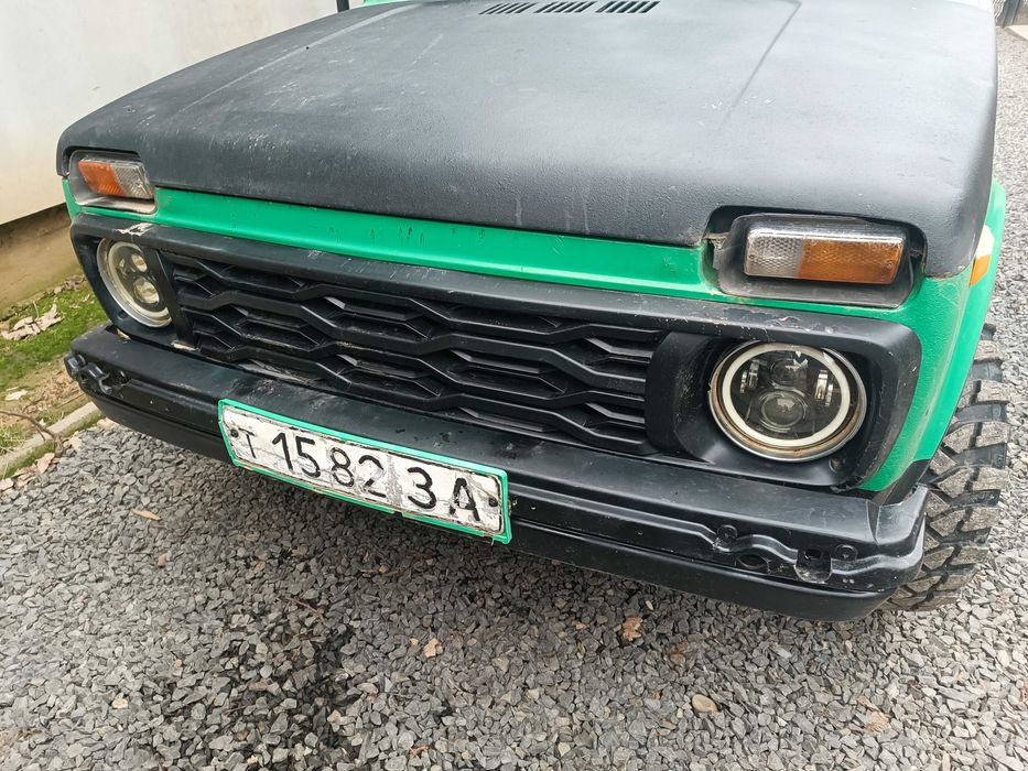 Продам ниву підготовлена для офроуда