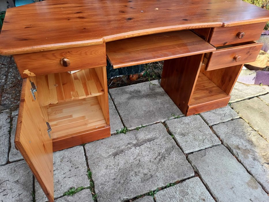 Biurko sosnowe duże