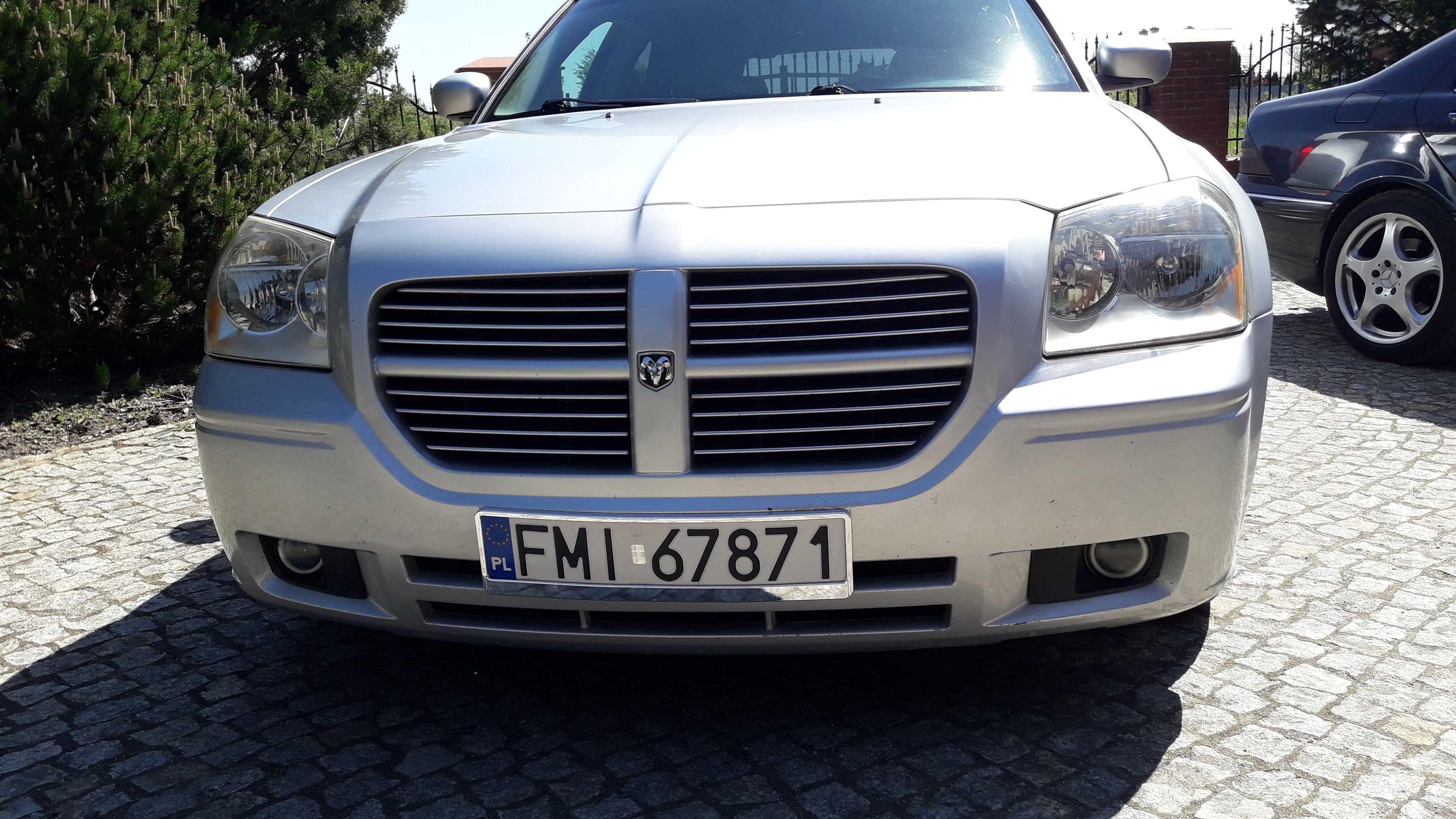 Piękne auto - Dodge Magnum 5.7l Hemi R/T