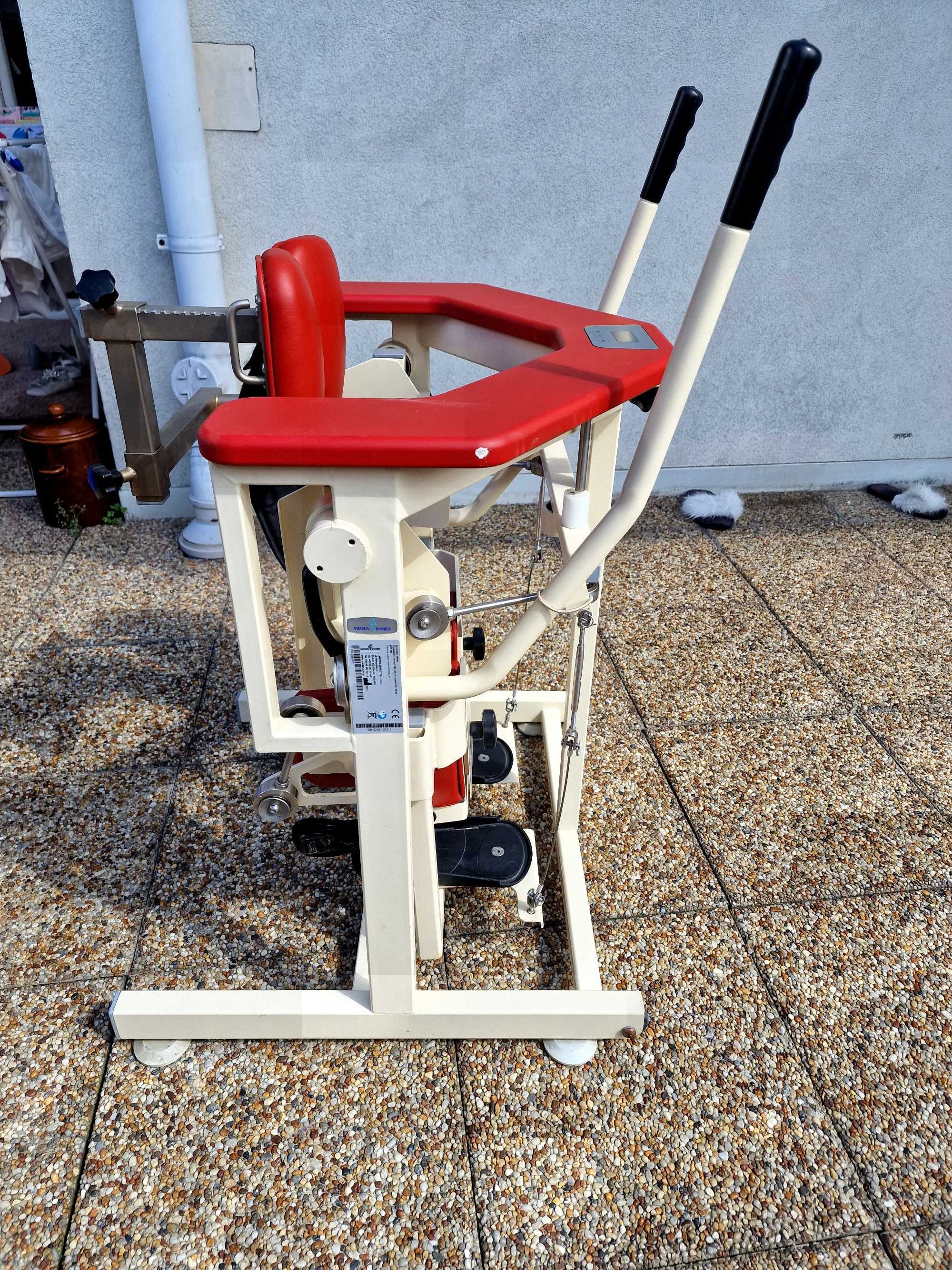 Pionizator, symulator chodu, urzadzenie do nauki chodzenia