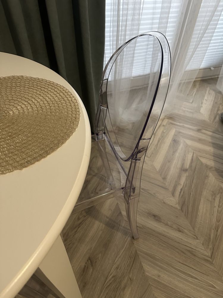 Krzesła vistoria ghost transparentne 4 sztuki