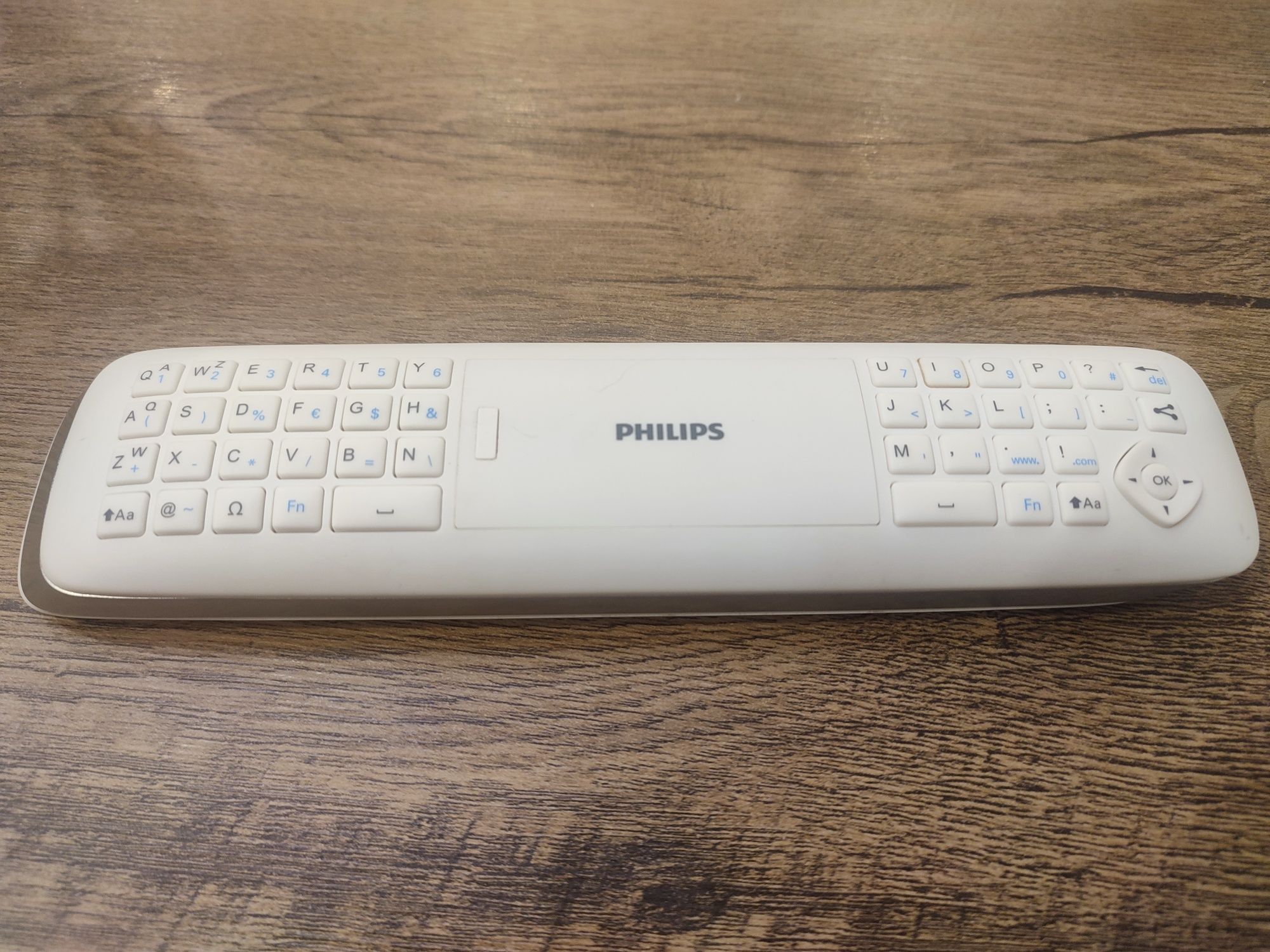 Pilot do telewizora Philips z klawiaturą