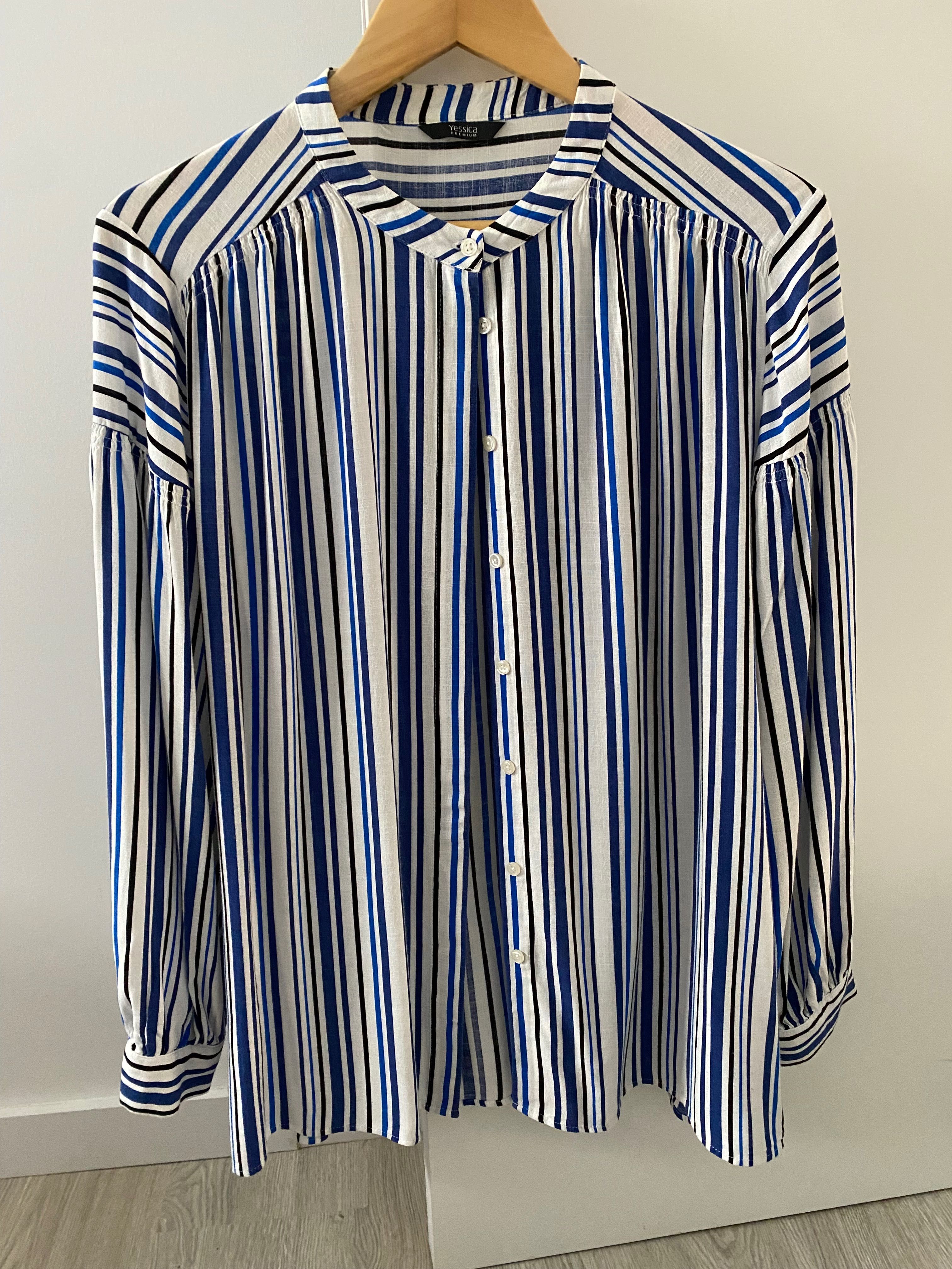 Blusa riscas C&A